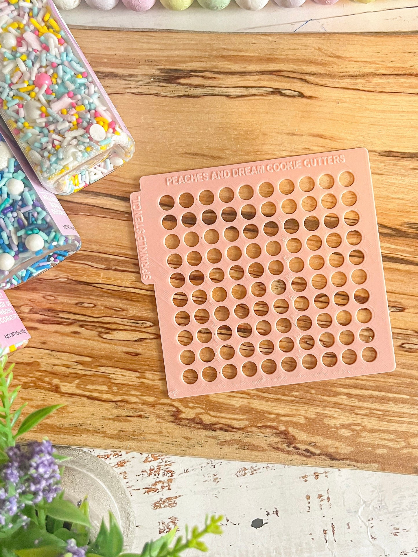 Medium Dots Sprinkle Stencil