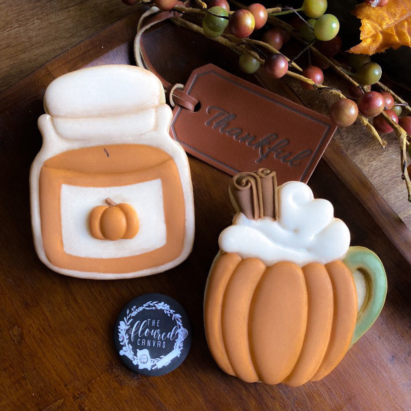 THE FLOURED CANVAS AUTUMN CLASS CUTTERS